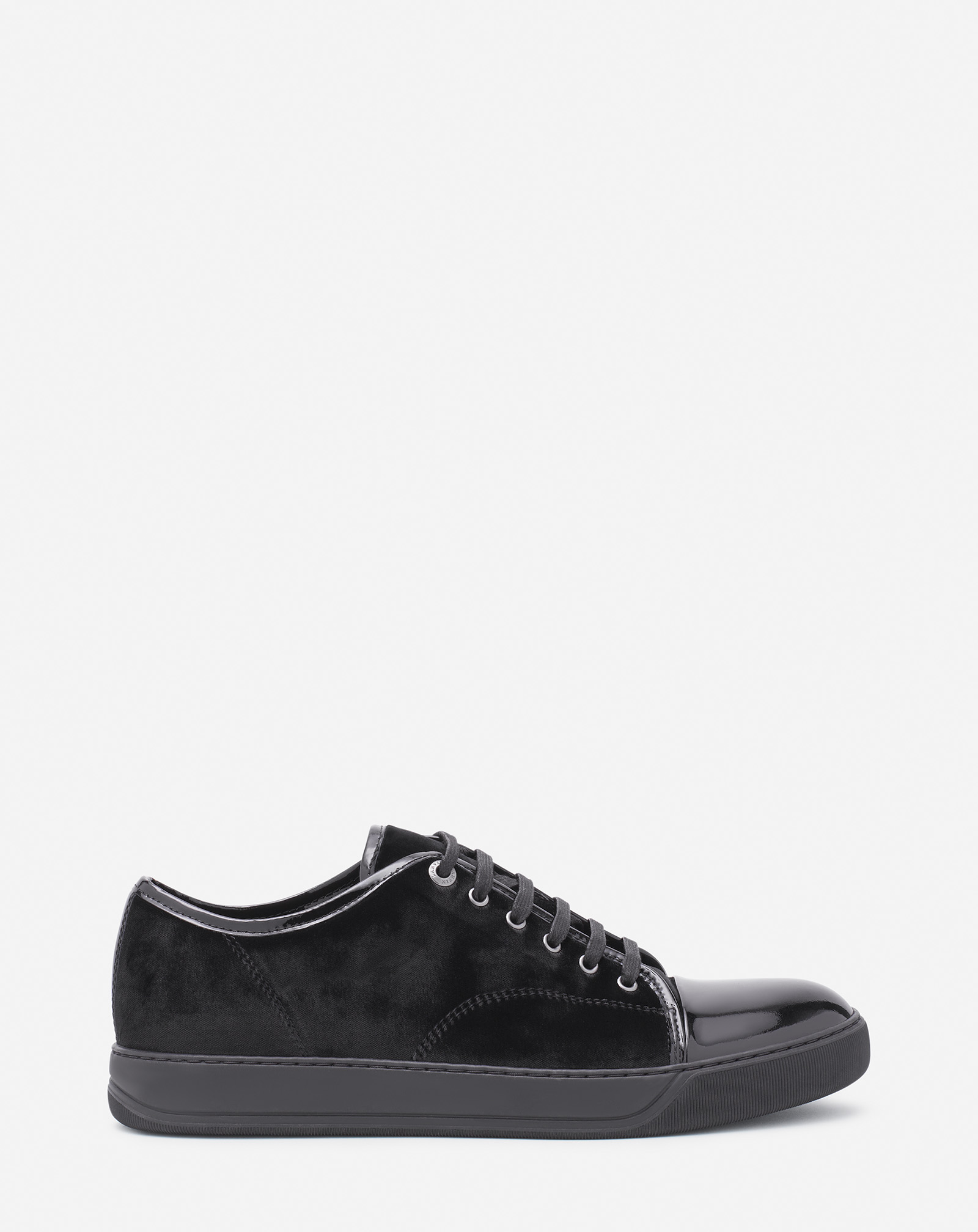 Shop Lanvin Sneakers Dbb1 En Velours Et Cuir Verni Pour Homme In Noir/noir